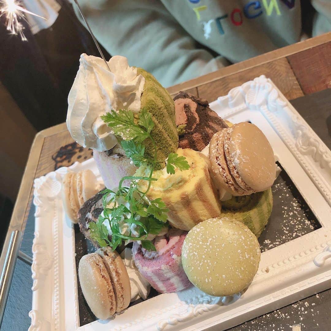 荒井優希さんのインスタグラム写真 - (荒井優希Instagram)「大好きな同期と😊」12月3日 22時20分 - araiyuki57