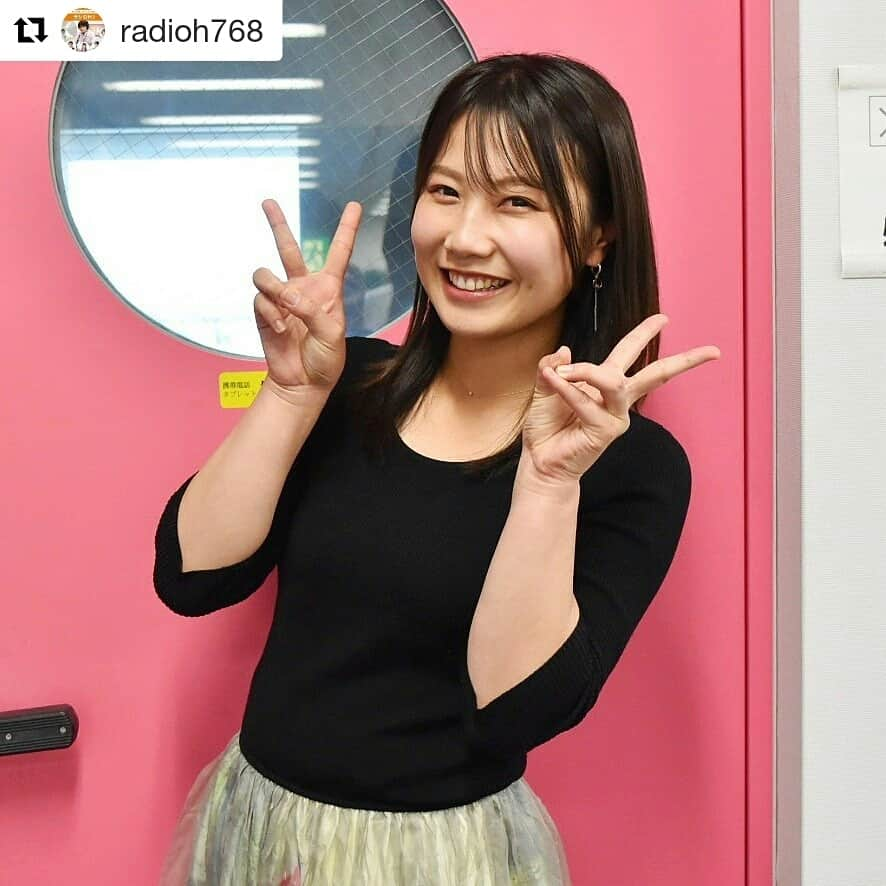 岡山放送さんのインスタグラム写真 - (岡山放送Instagram)「#Repost @radioh768 (@get_repost) ・・・ . 藤本です。 . 先週（11/29）の放送で、再び、モノマネを披露しましたが… . . 私が上出来だと思っているマスオさんのモノマネが不評で本当に悲しいです〜🥺 . と思っていたらまさかの萩原アナの初挑戦のアナゴさんがソックリ🤭❗️笑笑 . 是非次にやってほしいモノマネ募集中で〜す😊 . 誰にやってもらいたいか指名でもいいですよ！笑 . #OHK #岡山放送 #8ch #アナウンサー #藤本紅美 #物真似 #モノマネ」12月3日 22時28分 - ohk_official