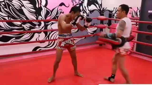 梅野源治のインスタグラム：「Thank you👍👍 #Repost @warriorcollective (@get_repost) ・・・ If you like your Muay Thai hot and spicy with a side order of explosiveness then you will never go wrong watching anything featuring the outstanding WBC Muay Thai World Champion, renowned Japanese pro fighter and all round super talent @genji_umeno!! Always exceptional stuff from this Tokyo based athlete, make sure you follow him today 🔥🔥🔥🔥🔥🔥🔥🔥🔥🔥😍😍🤯🤯 #MuayThai #MuayThaiFighter #MuayThaiTraining #MuayThaiLife #Clinch #PadWork #NakMuay #MartialArts #Kickboxing #MMA #Tokyo #Japan #Awesome #Talent #Champion #Coach #Fighter #Instagram #Inspiration #Motivation #WarriorCollective」