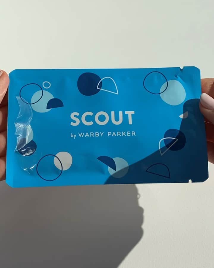 Warby Parkerのインスタグラム：「Have you met Scout yet? It's our new comfortable, breathable, and affordable daily contact lens! Head to our link in bio to order a trial pack that includes six days’ worth of lenses for only $5—and then receive $5 off your next order with us. Easy! 👍」