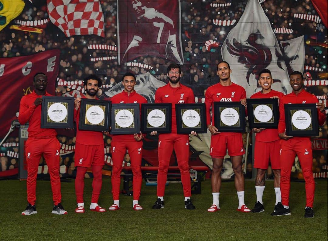 ジョルジニオ・ワイナルドゥムさんのインスタグラム写真 - (ジョルジニオ・ワイナルドゥムInstagram)「The #BallonDor sees Red 🔴🔴🔴 Congrats to all the lads who made it in the top 10 and to Alisson winning the #YachineTrophy 🙌🏾 We’ll work to come back even stronger next year 💪🏾」12月4日 1時33分 - gwijnaldum