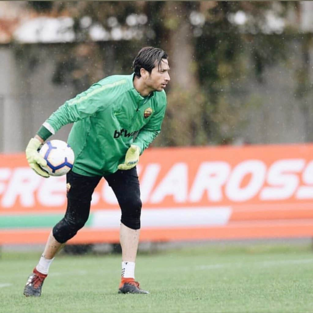 アントニオ・ミランテのインスタグラム：「Restart #asroma #training #」