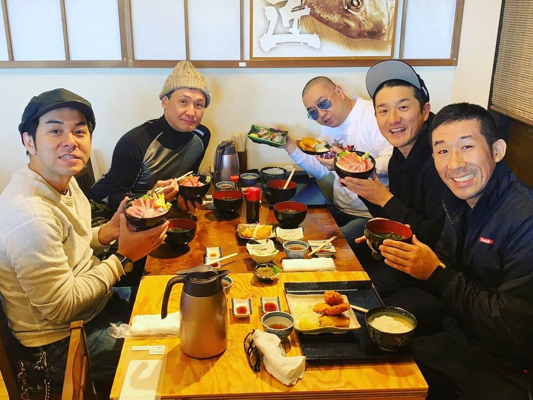 木下ほうかさんのインスタグラム写真 - (木下ほうかInstagram)「まずは小田原でランチ～☺️ #ツーリング #あそびちゃうで」12月4日 13時53分 - kinoshita_houka