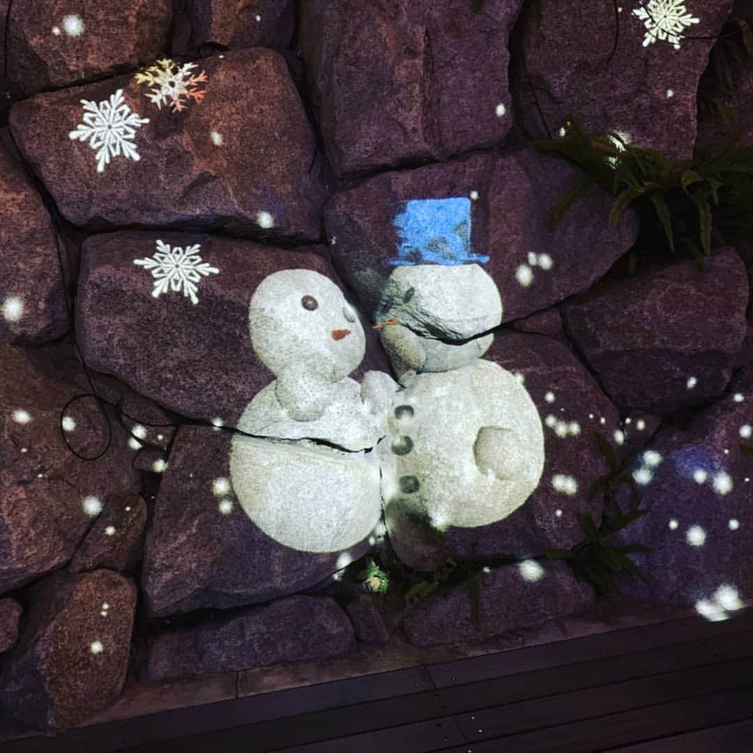 金本浩二のインスタグラム：「X'masかぁ...今月は中旬前から試合が多いので、どっかでぶっ倒れるやろな😓」
