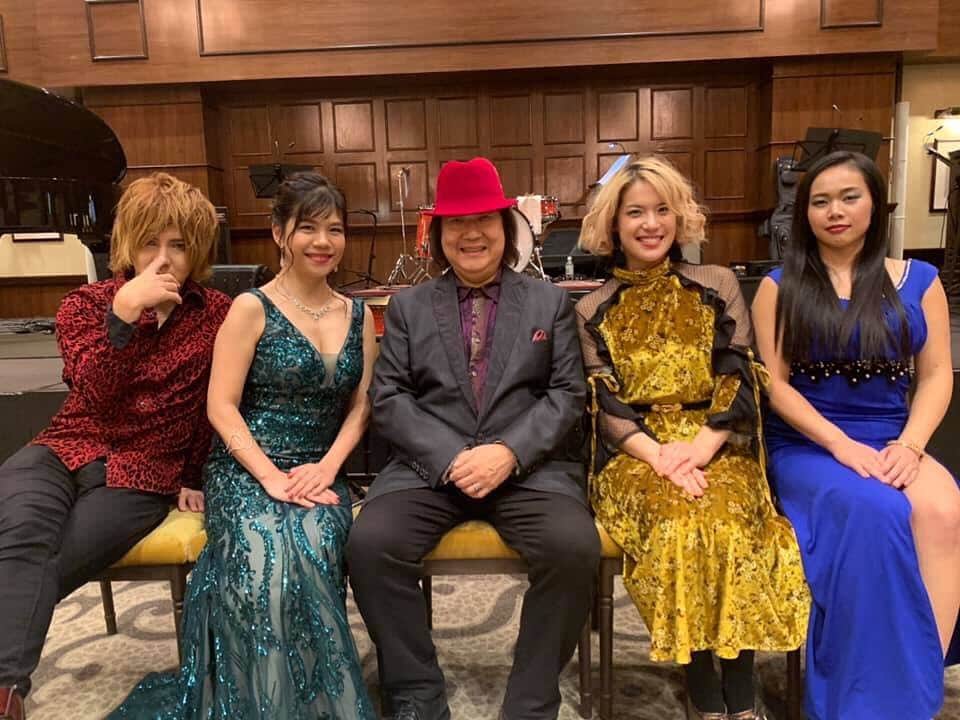 岡田真帆のインスタグラム：「昨日はディナーショーでした！」