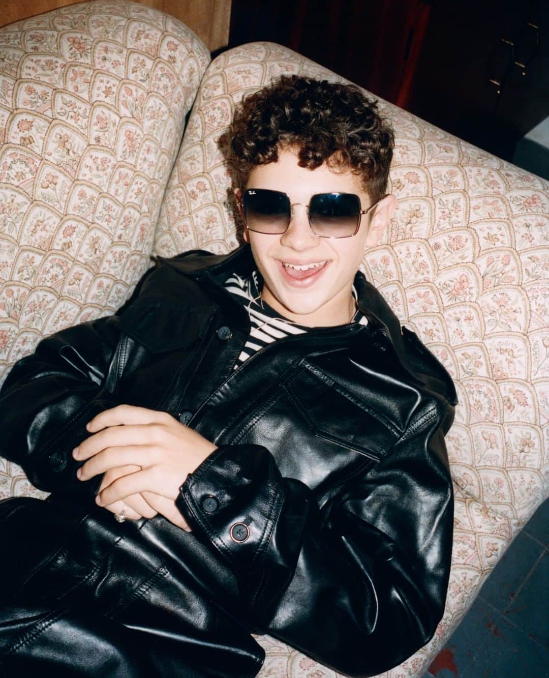 Dazed Magazineさんのインスタグラム写真 - (Dazed MagazineInstagram)「What’s it like to be hit in the face with a cream pie? 🥧⁠ ⁠ “It’s actually quite violent,” says Honey Boy star @noahjupe. “You would think it’d be soft but it’s just like getting slapped in the face with, like, a really wet hand.”⁠ ⁠ As @alma.harel's film hits cinemas this week, we talked to the breakout actor about hanging out at the mall, his best day on set with #ShiaLaBeouf and that pie scene, in our winter 2019 issue. ⁠ ⁠ Tap the link in bio to read the feature, online now 📲⁠ ⁠ Photography @antongottlob⁠ Styling @rebeccaperlmutar⁠ Grooming @rokuroppongi ⁠ ⁠ Text @hanwoodhead⁠ ⁠ Noah wears leather jumpsuit @alexandermcqueen, mock-turtleneck @sandroparis, sunglasses @rayban, jewellery his own⁠ ⁠ Taken from the winter 2019 #FamilyTies issue of #Dazed⁠」12月4日 7時01分 - dazed
