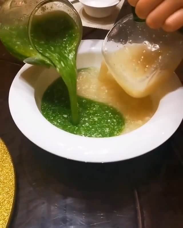 Paul Octaviousのインスタグラム：「🍲 Balanced Soup #yingyang via @eyeeaters 📸 by @onsatisfying」