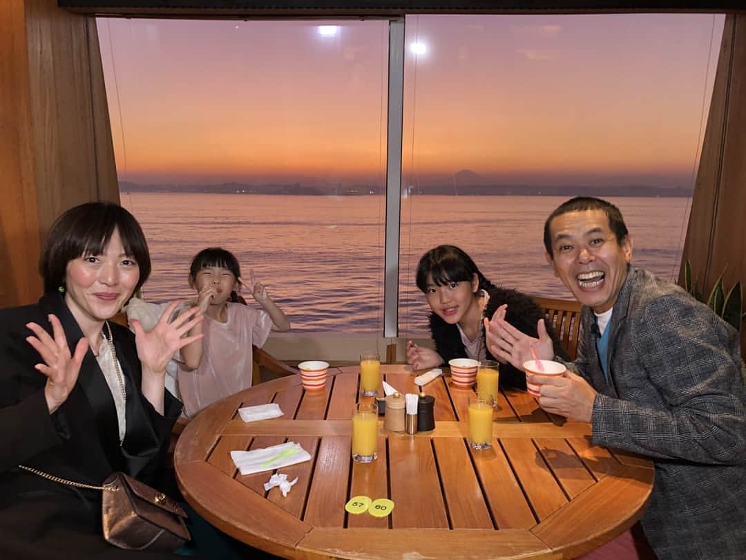 日本テレビ「ヒルナンデス！」さんのインスタグラム写真 - (日本テレビ「ヒルナンデス！」Instagram)「本日12月4日(水)は、日本最大の豪華客船「飛鳥Ⅱ」の魅力を徹底調査！  ノッチファミリーが3泊4日のクルーズツアーを体験し、その人気の秘密に探ります。お楽しみに！(c)日本テレビ  #ヒルナンデス #飛鳥ⅱ #ノッチ #ノッチファミリー #人気クルーズツアーの魅力を徹底調査 #後編に続く」12月4日 9時03分 - hirunandesu_ntv_official