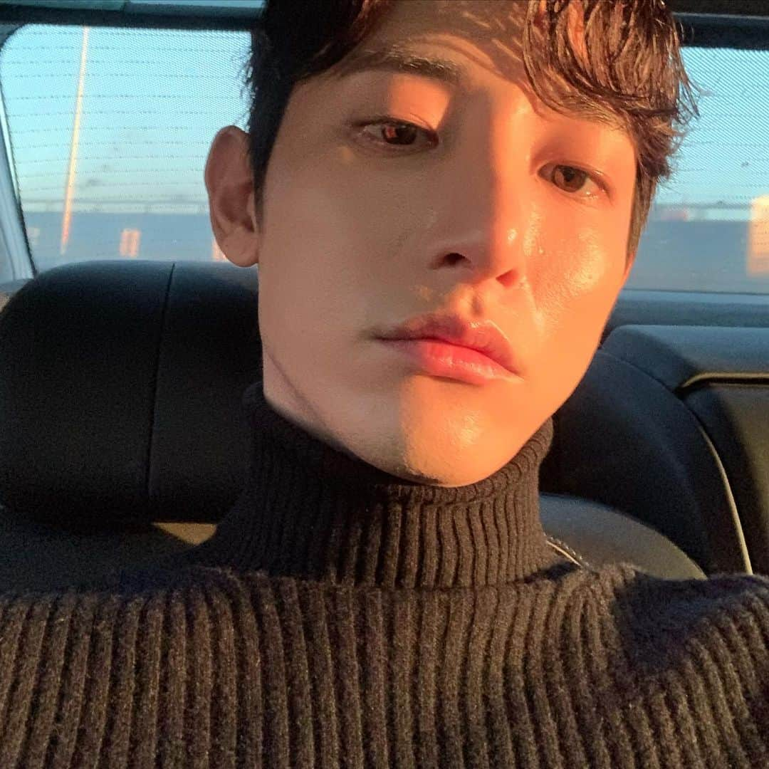 イ・スヒョクさんのインスタグラム写真 - (イ・スヒョクInstagram)「2019. 12. 4.」12月4日 9時36分 - leesoohyuk