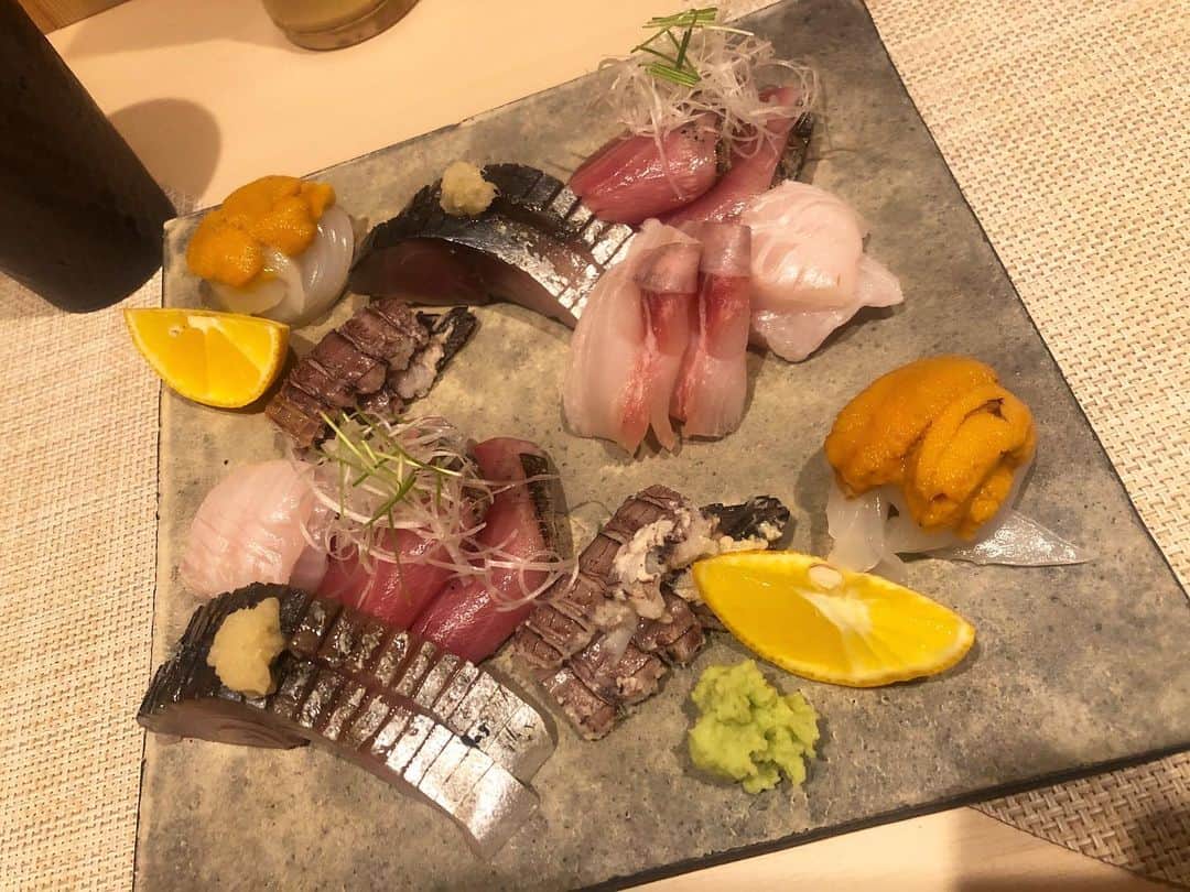 高橋メアリージュンさんのインスタグラム写真 - (高橋メアリージュンInstagram)「ホーリーメイク。in Kyoto. 珍しく大きくカールつけてwildに。 イベント前日はホーリーのお気に入りの小料理屋さんに連れてってもらったんですが、すごくすごく美味しかった…！Thank you @hori_hairmake  #京都　#kyoto #tiffanyandco  #伊勢丹京都」12月4日 9時42分 - maryjuntakahashi