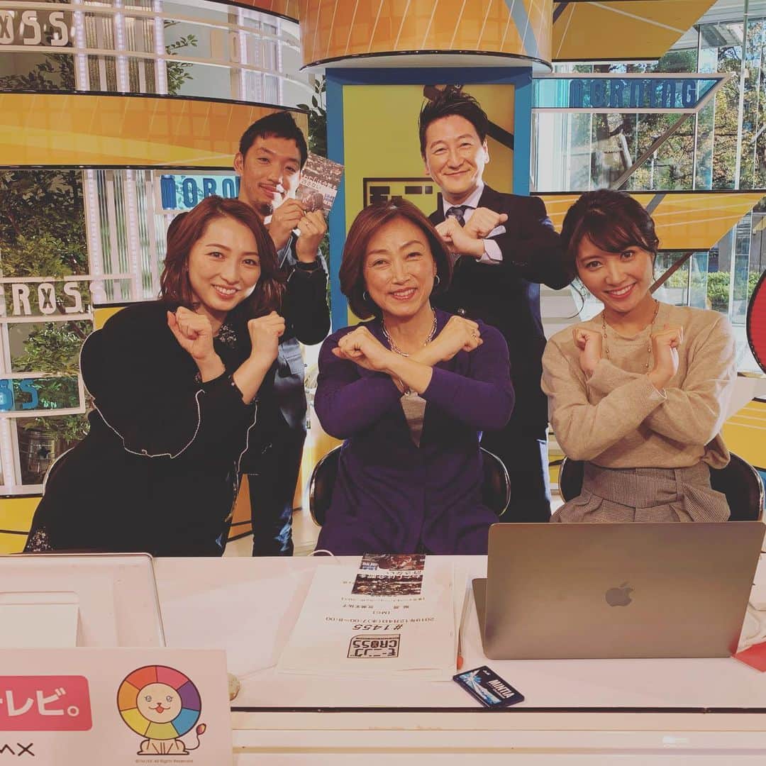 のインスタグラム：「今朝もお世話になりました。🙏 西田先生と一緒はやりやすいだけでなく、色々教えてもらえる。女子大生としてはラッキー⭐️☺️ 今日はこれから経営者、専門職の人、アスリートのメンタルトレーニング3セッション。😊👍 Morning news show. Finished at 8am. I’ll have a long day today. 😁 I’ll have 3 mental training sessions with one CEO, one professional career person, and one athlete today! 😊👍」