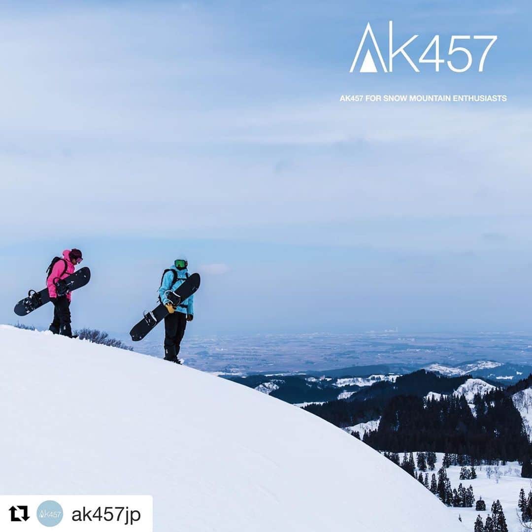 藤原ヒロシさんのインスタグラム写真 - (藤原ヒロシInstagram)「#Repost @ak457jp with @get_repost ・・・ テクニカルな素材や動作性に優れたフィット、出し入れしやすいポケットなど、雪山でのリアルな使用を想定したAK457コレクション。今季は、Baby BlueとNeon Pinkをキーカラーに採用。雪山を楽しむ全てのレクリエーショニストへ向けた2020 Winterモデルは、本日発売。ラインナップは、プロフィール内のリンクから。Photo: @yoshitoyanagida #W20AK457」12月4日 12時23分 - fujiwarahiroshi