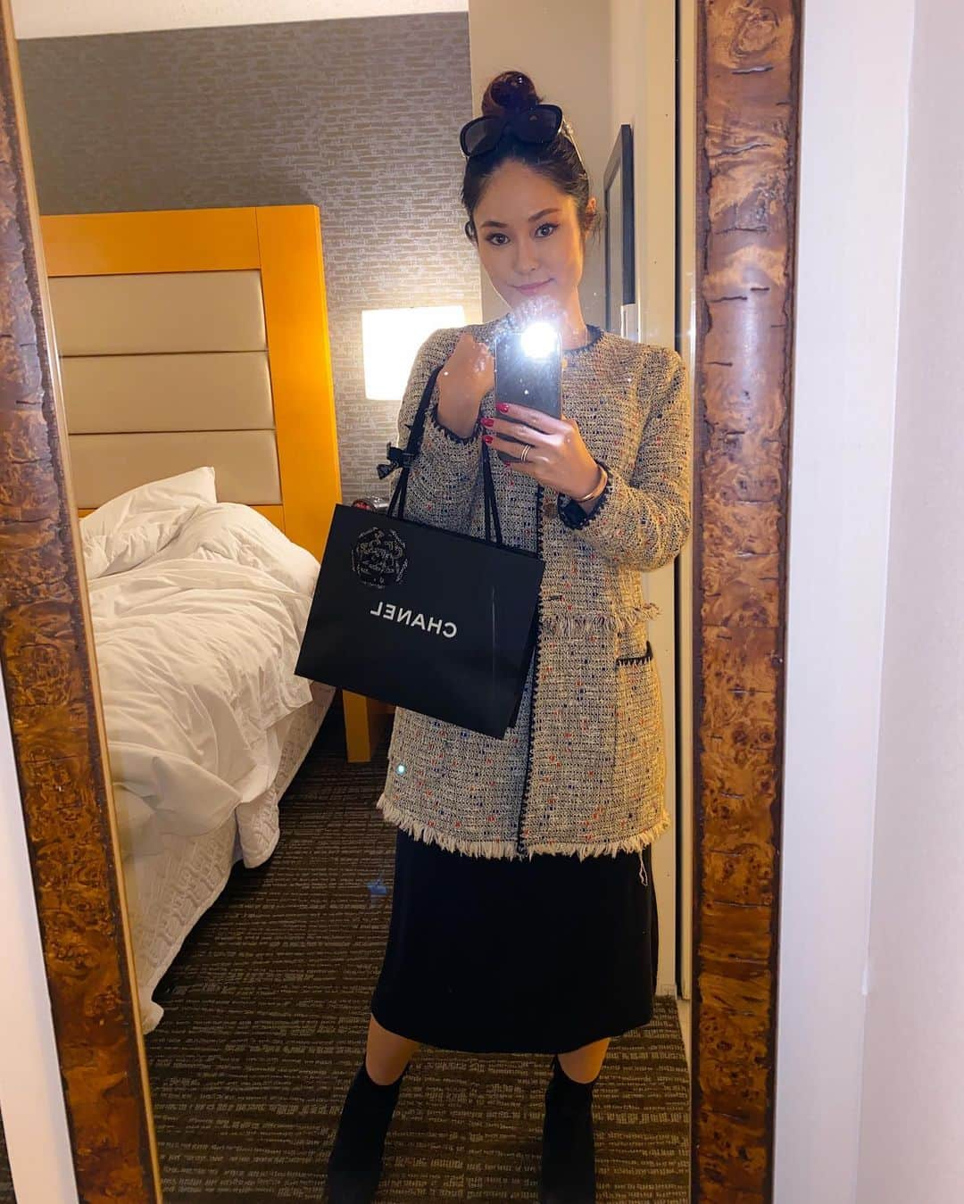 Chiakiさんのインスタグラム写真 - (ChiakiInstagram)「Shopping.👠✨ 自分へのご褒美日和🙈」12月4日 12時32分 - chiakiinengland