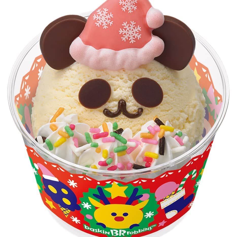 のインスタグラム：「【本館 ペリチカ/サーティーワンアイスクリーム】 . クリスマスの時期ならではの可愛らしいハッピードールが販売開始になりました。 クリスマスの定番「サンタ」「トナカイ」に加え今年は新キャラクター「カラフルツリー」が登場！ スタンダードハッピードールの「くま」「うさぎ」「ぱんだ」も今だけクリスマス仕様でお作り致します。 . カップは限定デザインでお持ち帰りも出来ます。 数量限定ですのでどうぞお早めにご利用くださいませ！！ . ■クリスマスハッピードール くま・うさぎ・ぱんだ・サンタ・トナカイ・カラフルツリー 各種500円（スモールサイズのお好きなアイス１種類） . #サーティーワンアイスクリーム #ペリエ#ペリチカ #クリスマス#ハッピードール#サンタ#トナカイ#ツリー」