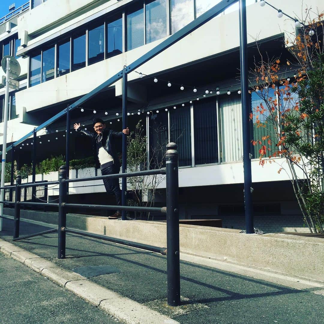 宮田麺児さんのインスタグラム写真 - (宮田麺児Instagram)「中津ラフ アウト ここから ここがクラファンの拠点となりまーす」12月4日 13時12分 - miyatamenji