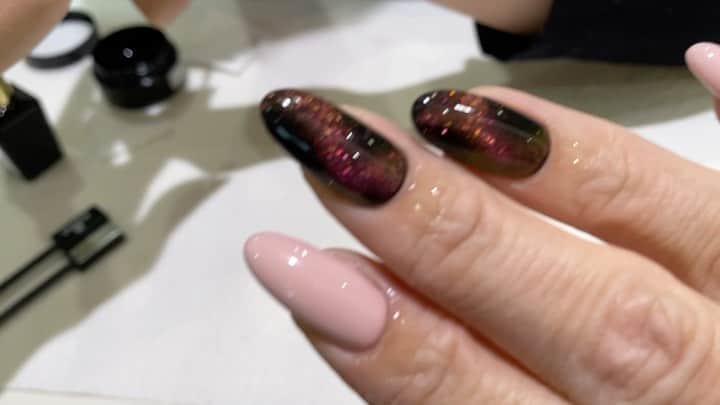 名古屋プレミアムネイルサロン アデリーネイルのインスタグラム