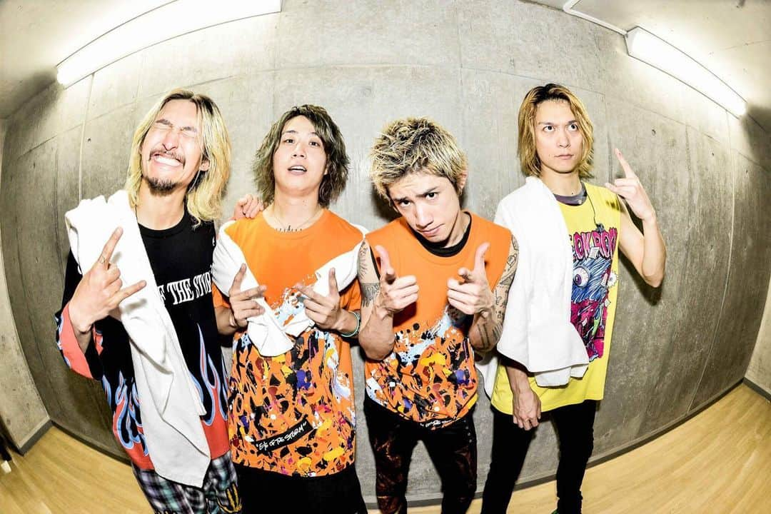 橋本塁さんのインスタグラム写真 - (橋本塁Instagram)「静岡エコパアリーナでのONE OK ROCK “EYE OF THE STORM”JAPAN TOUR2019-20202days初日撮影終了！明日もヴァシャっと撮るど！写真はライブ直後のワンオク！ #サウシュー #soundshooter #oneokrock #oor #静岡 #eyeofthestormjapantour」12月4日 23時23分 - ruihashimoto