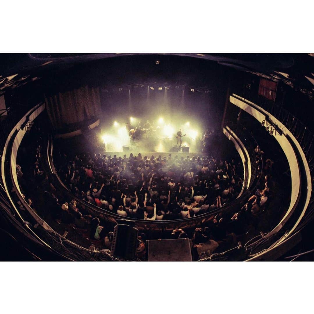 yonigeさんのインスタグラム写真 - (yonigeInstagram)「2019.12.03 東京キネマ倶楽部 楽しかった〜 photo by 小杉歩(@ayumu10.18 ) #yonige」12月4日 15時39分 - yonige_official