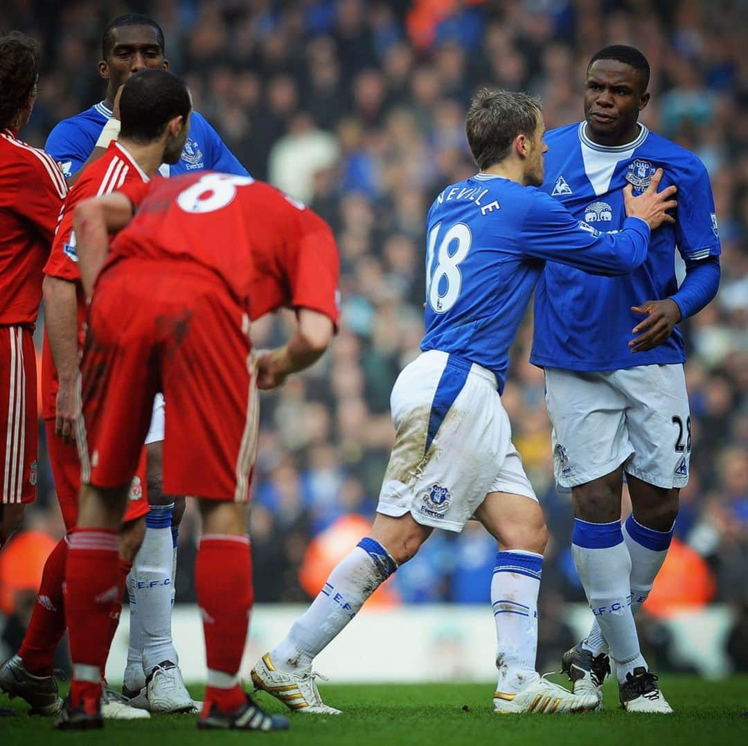 エヴァートンFCさんのインスタグラム写真 - (エヴァートンFCInstagram)「DERBY DAY. 🔵 • • • #merseysidederby #merseyside #derby #everton #blues #toffees #liverpool #anfield #LIVEVE #premierleague #pl」12月4日 16時33分 - everton