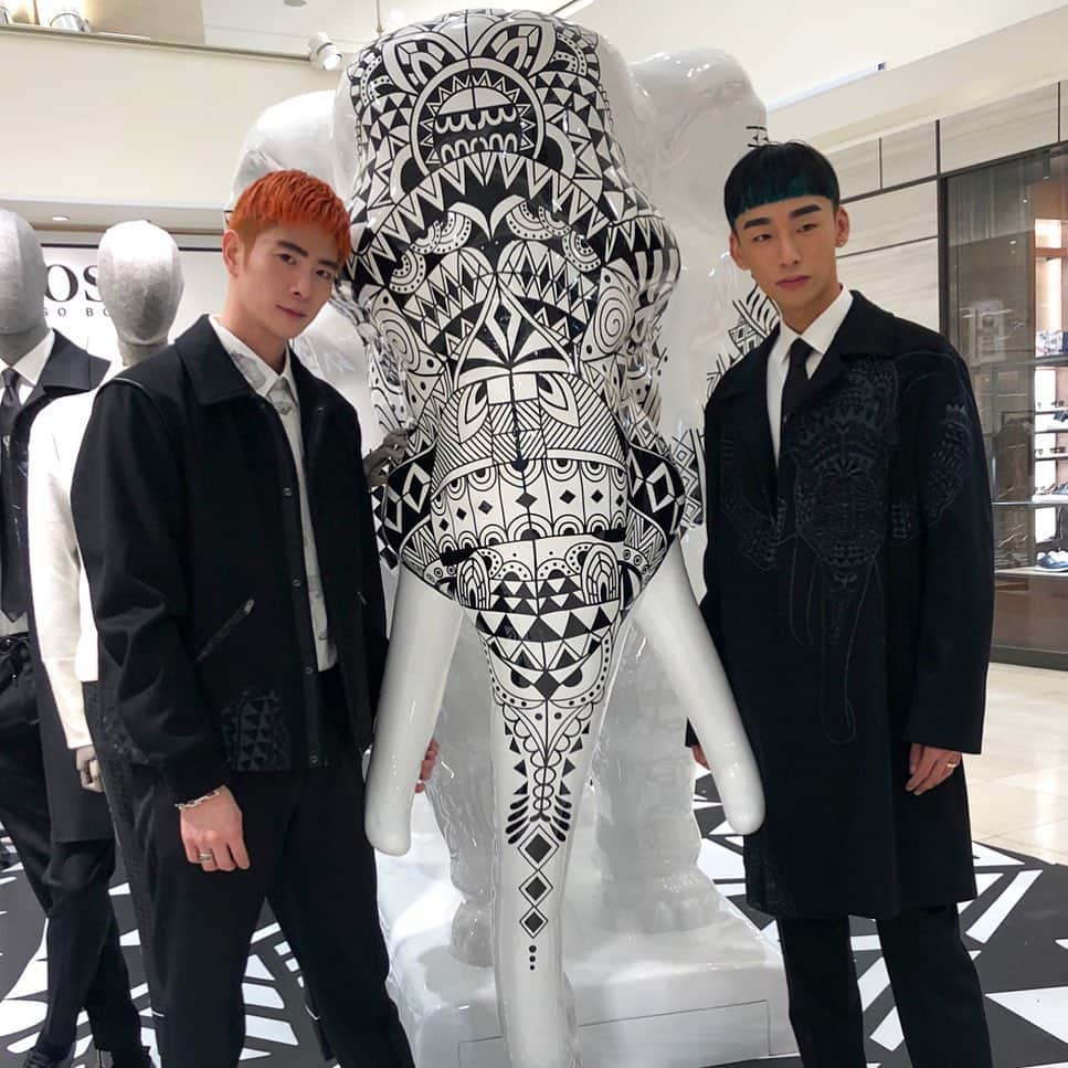 タイキさんのインスタグラム写真 - (タイキInstagram)「BOSS X MEISSEN POP UP STORE in 新宿高島屋 1階 ✨　 マイセンの動物たちが @boss の洋服に落とし込まれていて素敵でした✨  12月10日までみたいなので新宿高島屋へ是非‼️ #BOSSxMEISSEN #thisisboss」12月4日 18時10分 - taiki_jp