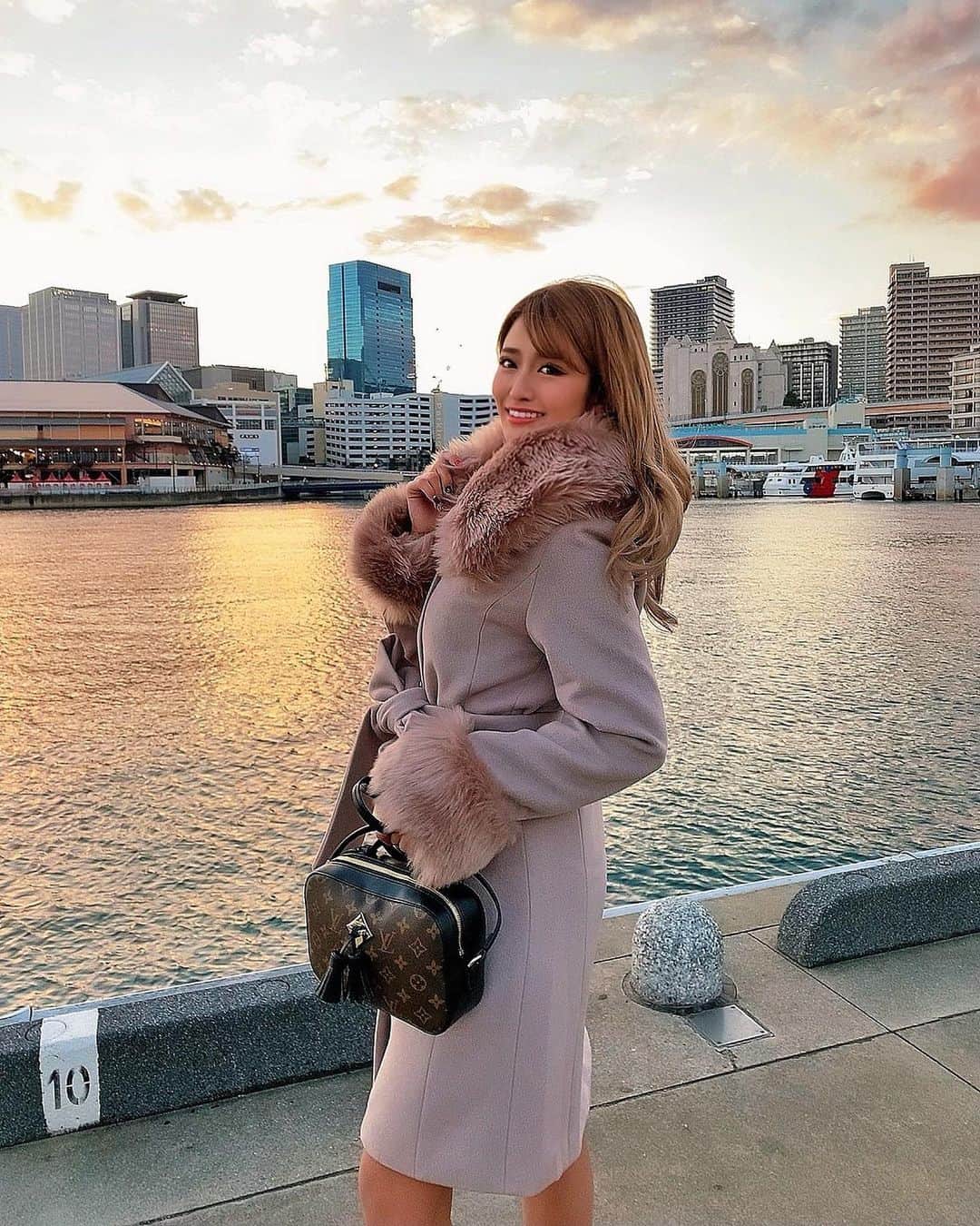 鈴木まりなのグルメインスタ