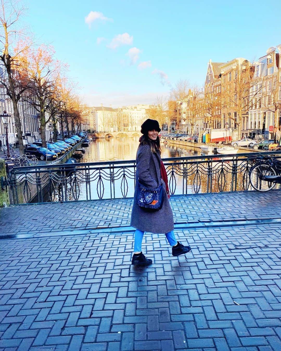 ツベタナ・ピロンコバさんのインスタグラム写真 - (ツベタナ・ピロンコバInstagram)「Bye bye Amsterdam! It was fun! ☃️🌟❤️ #amsterdam #trip #awesome #fun」12月4日 18時06分 - tpironkova