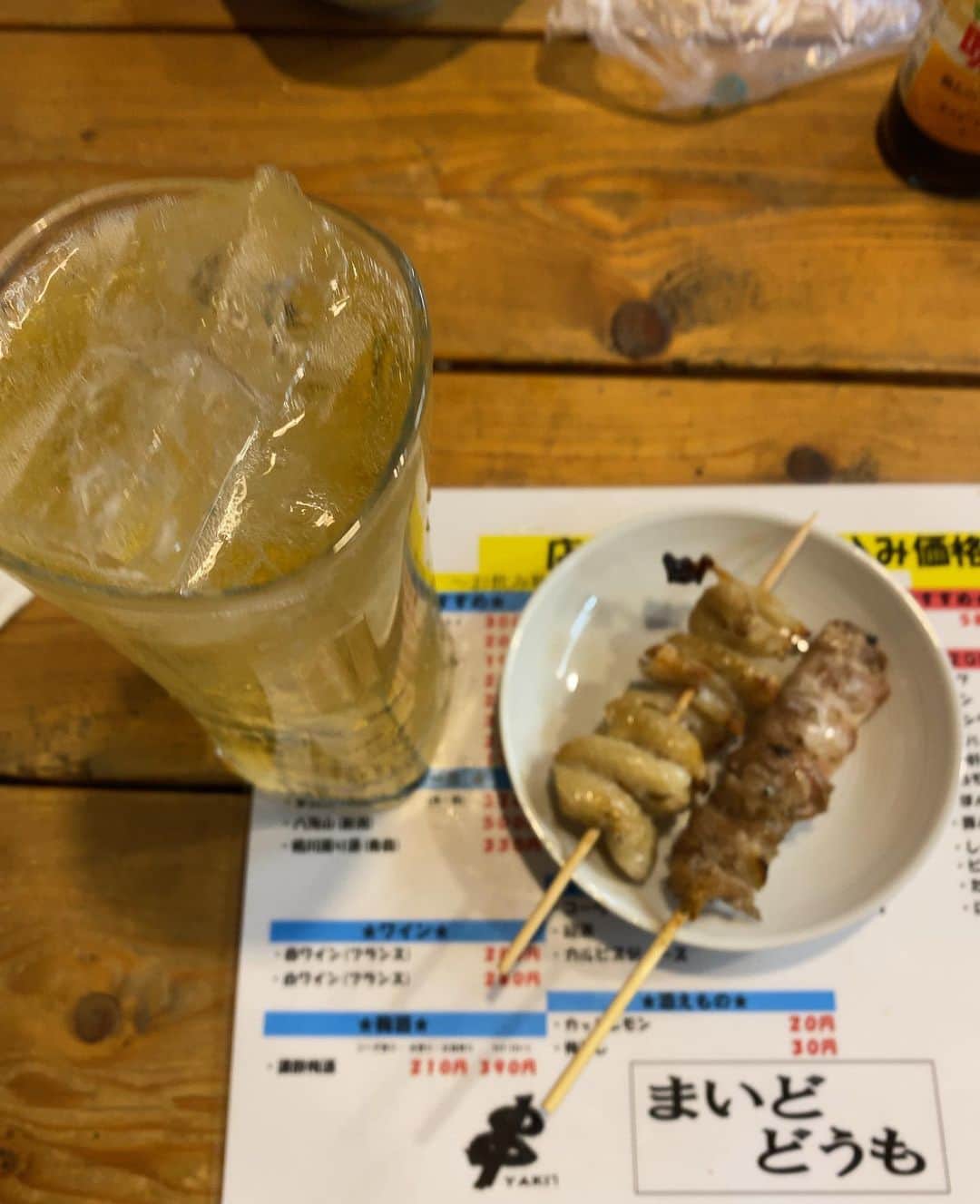 森田繁のインスタグラム：「皮とセセリとブラックニッカハイボール。 勝利の方程式。」