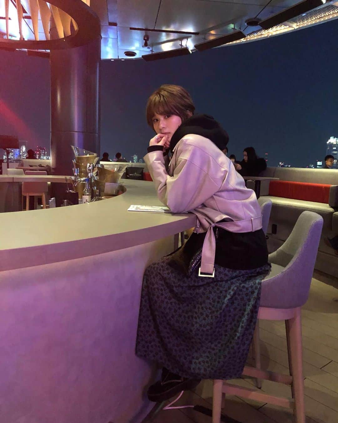 山田愛梨さんのインスタグラム写真 - (山田愛梨Instagram)「TOKYU PLAZA SIBUYA プレオープンに行ってきました✌︎ . テラスがあったりお洒落なご飯屋さんもたくさんでした☺️ いつぶりかのタピオカも飲んだよ。 #東急プラザ渋谷 #tokyuplazashibuya」12月4日 18時39分 - airi_yamada