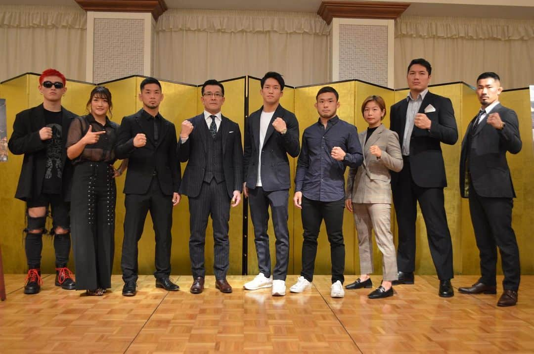 榊原信行さんのインスタグラム写真 - (榊原信行Instagram)「We held a press conference today and announced some fights.  I will continue to post individual fights later. Manel Kape joined the conference by skype but boy did he make his presence known. The results of the NYE event will definitely determine the direction of that Bantamweight division for next year. Stay tuned!  本日、年末の追加カード発表の記者会見を開きました！個々のカードについては、また随時アップしますね。Skypeで参加しただけなのにマネル・ケイプ劇場でしたね！恐るべし存在感です。来年以降のRIZINバンタム級戦線が今後誰を中心に、どう展開していくのかは大晦日でハッキリしますね。ご期待下さい。 #rizinff」12月4日 19時30分 - nobu_sakakibara