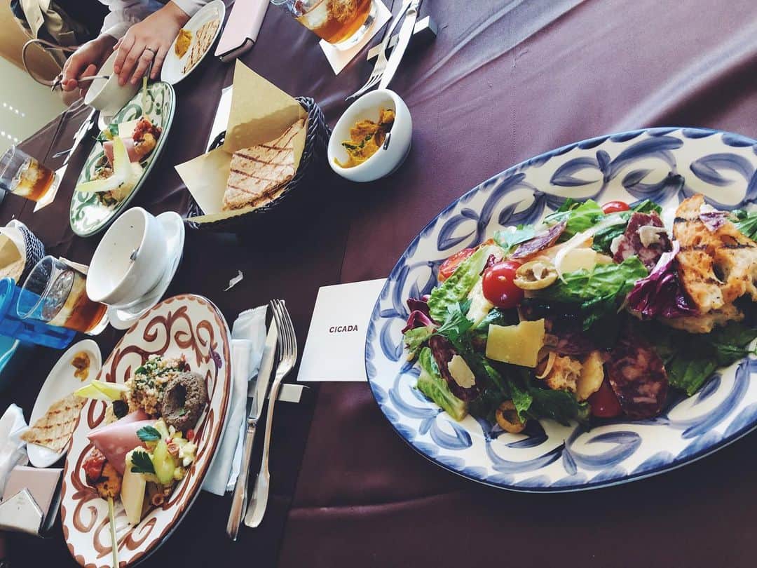 尾形沙耶香のグルメインスタ