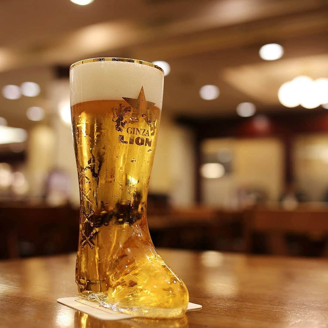 く～さんのインスタグラム写真 - (く～Instagram)「外飲みビール 一挙大公開🍺  どれもこれも美味しく頂きました！お洒落ビアバーからセンベロや角打まで色々☺️サイズもグラスも色々。  週の真ん中お疲れ様でした♥️ #外飲み #トコトコサケメグリ #クラフトビール #ビール #ヨナヨナビアワークス #BoulevardCafe9 #神泡 #神田屋中野店 #酒のミツヤ #銀座ライオン #藤小西 #みんみん #ビール女子 #ビールおばさん #ビールクズ #酒好きな人と繋がりたい #飲酒タグラム #beer #beerstagram #beerbar #craftbeer #igersjp #izakaya #tokyorestaurant #cheers」12月4日 19時59分 - cafecafecoo