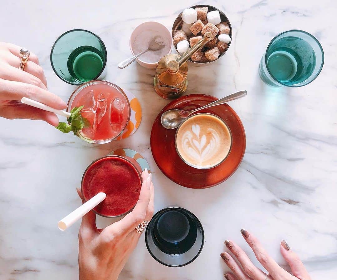 カオルコさんのインスタグラム写真 - (カオルコInstagram)「break  久しぶりにゆったりカフェ。  #cafe #tokyo #break #happy #bills #drinks #healthy #foodporn #lifestyle #yummy #instalike #平和 #ライフスタイル」12月4日 20時03分 - ka_ruk_