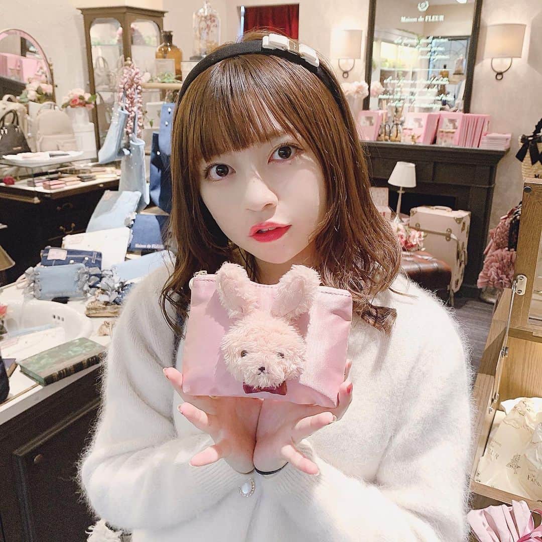 廣川奈々聖のインスタグラム：「🐇✨🏰﻿ ﻿ ﻿ この日はお嬢様風？になった♡(？) ﻿ ﻿ 来年の、フルールの﻿ うさちゃんシリーズがかわいい〜〜❤︎🥺﻿ ﻿ ﻿ ﻿ ﻿ ﻿ #maisondefleur #メゾンドフルール」