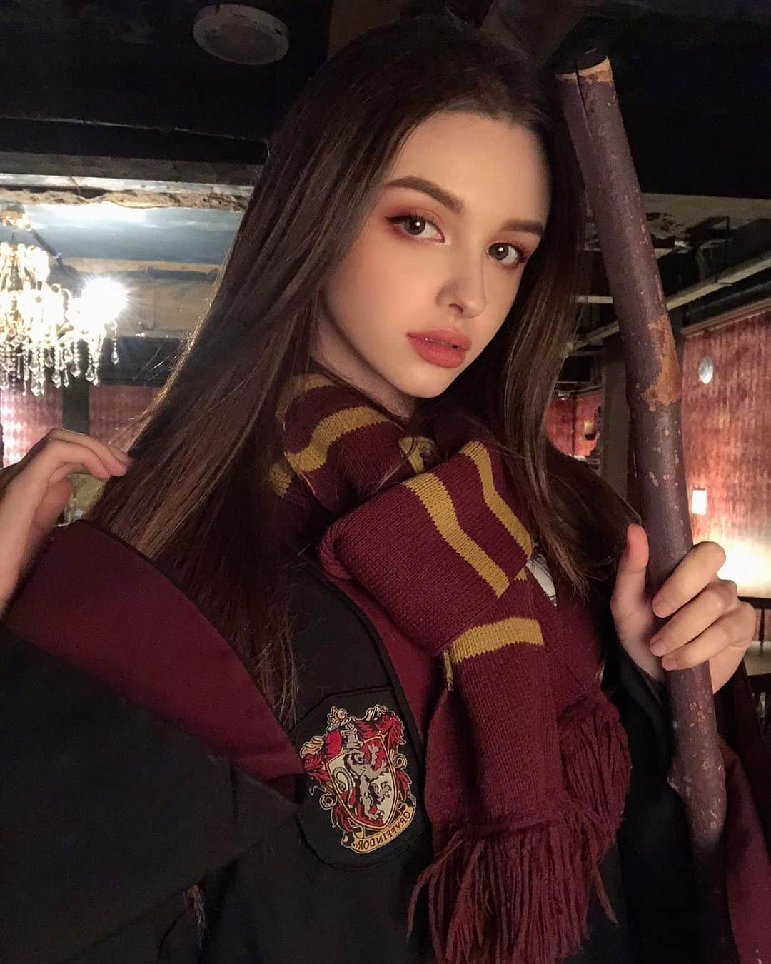 Elina 엘리나 (エリナ) さんのインスタグラム写真 - (Elina 엘리나 (エリナ) Instagram)「Harry Potter cafe🕯📜 해리포터 카페 ! 윙가르디움 레비오우사🔮」12月4日 20時16分 - elina_4_22