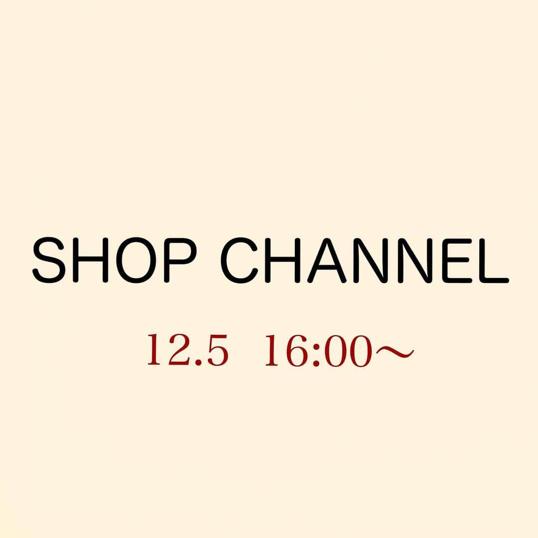 藤原美智子さんのインスタグラム写真 - (藤原美智子Instagram)「明日、16時から #ショップチャンネル に出演します。 ・ 今回のMICHIKO,LIFEのメイン商品は #エッセンスブロウペンシル と #フォルトリスマスカラ。 ・ どちらも「一度使うと、他は使えない〜！」という声を頂く人気商品です。 ・ 是非、この機会に💓 ・ #藤原美智子 #fujiwaramichiko #ladonna #michikolife」12月4日 20時26分 - michiko.life