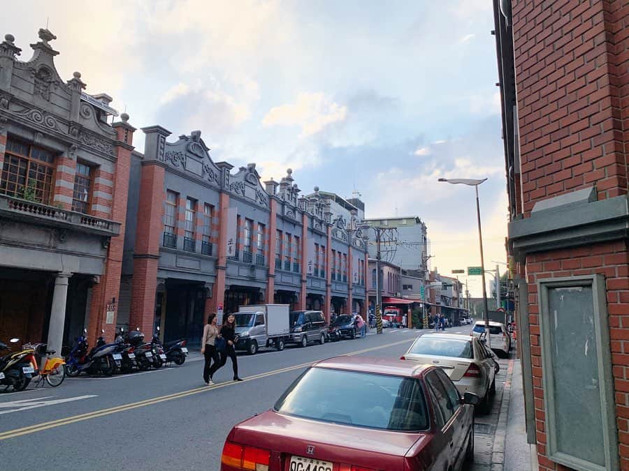 小川暖奈さんのインスタグラム写真 - (小川暖奈Instagram)「街や建物も趣あって可愛い。。。 また行きたいです。。🕌🏛🏢#台湾」12月4日 21時35分 - ogawah