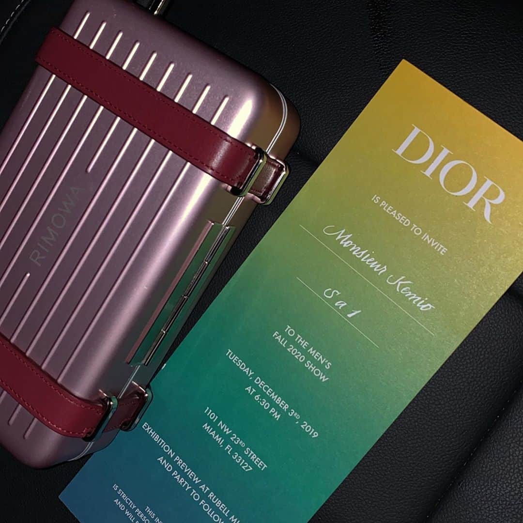 けみおさんのインスタグラム写真 - (けみおInstagram)「ニューヨーク寒いからマイアミ逃亡🌴🔥 #diormiami  #DiorMenFall #diorjordan」12月4日 21時36分 - mmkemio