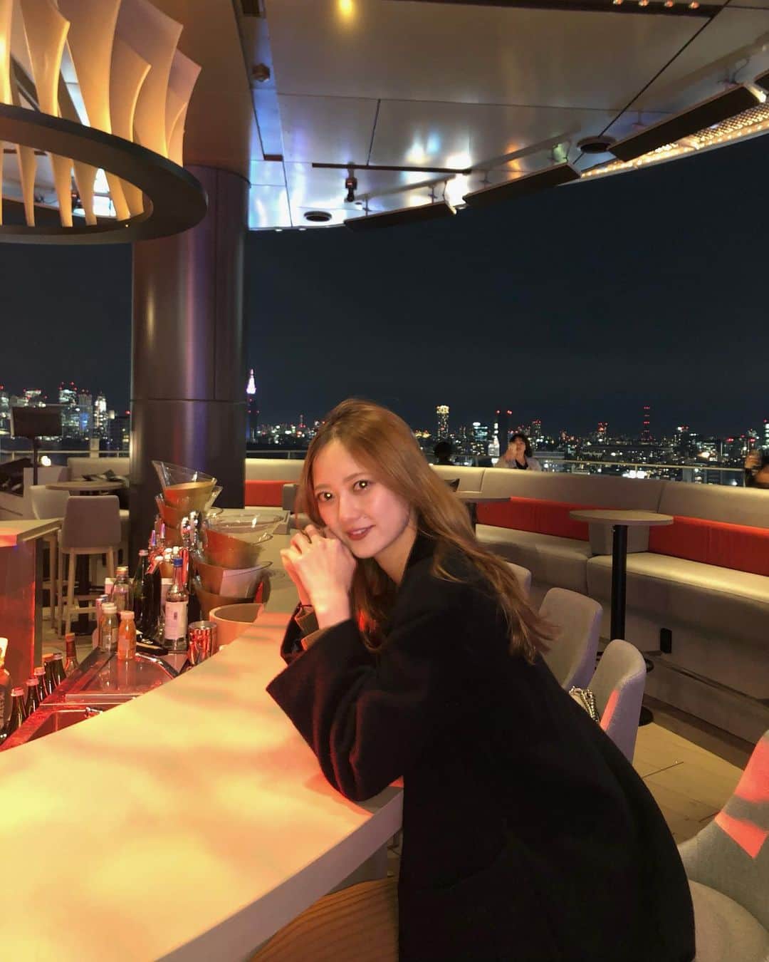 加藤雛のインスタグラム：「明日からオープンする 東急プラザ渋谷のレセプションに行ってきたよ。  渋谷の景色が一望出来て綺麗だった🌃  #東急プラザ渋谷 #tokyuplazashibuya」