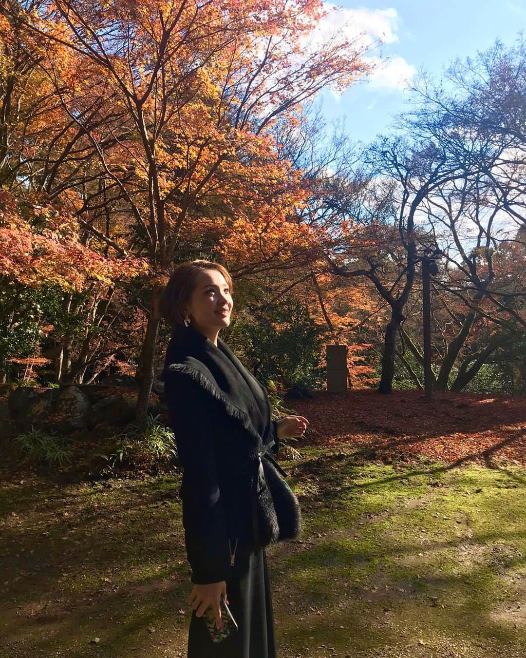 壱城あずささんのインスタグラム写真 - (壱城あずさInstagram)「.﻿ 如月と京都観光！！﻿ 神護寺、金閣寺、清水寺へ。﻿ どこも1000年以上の歴史があるお寺。﻿ 鮮やかな紅葉🍁自然が作り出す奇跡のような美しさに感動！！﻿ 魅力溢れる京都には心の浄化のためにも定期的に訪れたい😊﻿ ﻿ 如月といるとほんとにふざけてばかり🤣﻿ だけどそんな時間がとても幸せ💙💛﻿ ﻿ #京都#kyoto﻿ #紅葉﻿ #神護寺﻿ #金閣寺﻿ #清水寺﻿ #旅行﻿ #如月蓮﻿ #壱城あずさ﻿ #しーらん﻿」12月4日 22時50分 - shiiran1012