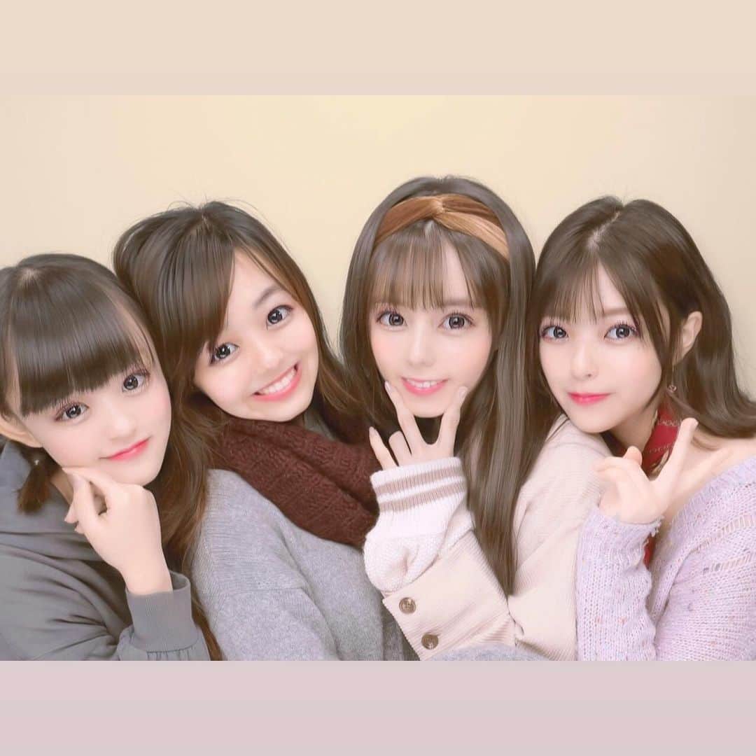 のインスタグラム：「どうも最高で最強の4人です♥️ ・ ・ #e_yes #鈴木千夏 #大森莉緒 #長島凜 #渡部麗那」