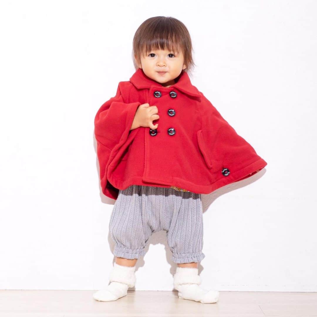TAPPETのインスタグラム：「. フリースで柔らかく暖かい❣️ . それでいてトレンチコートのようなデザインで、オシャレにコーディネートしていただけるアイテム☺️ . トレンチコートとリンクコーデもgood♪ . サッと着れるので、アウターを嫌がるお子様にもオススメです🙌」