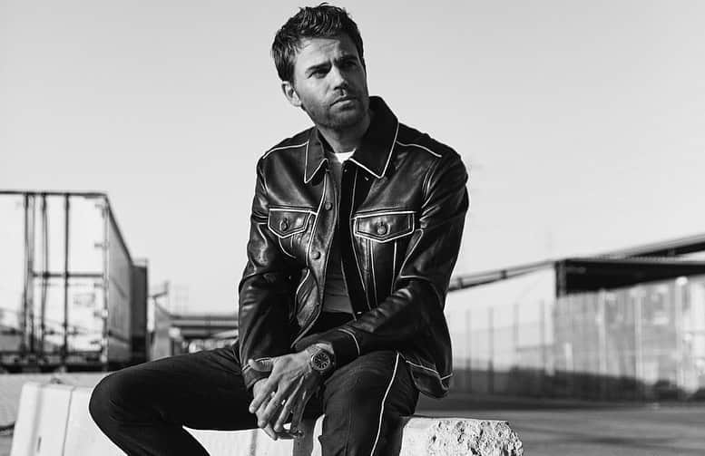 ポール・ウェズレイさんのインスタグラム写真 - (ポール・ウェズレイInstagram)「Shameless self promotion.  New feature in @treatsmag photographed by @johnrussophoto 📷  produced by @rosecefalu styled by @justinlynnstyling groomed by @nataliabruschi 👊」12月5日 9時28分 - paulwesley
