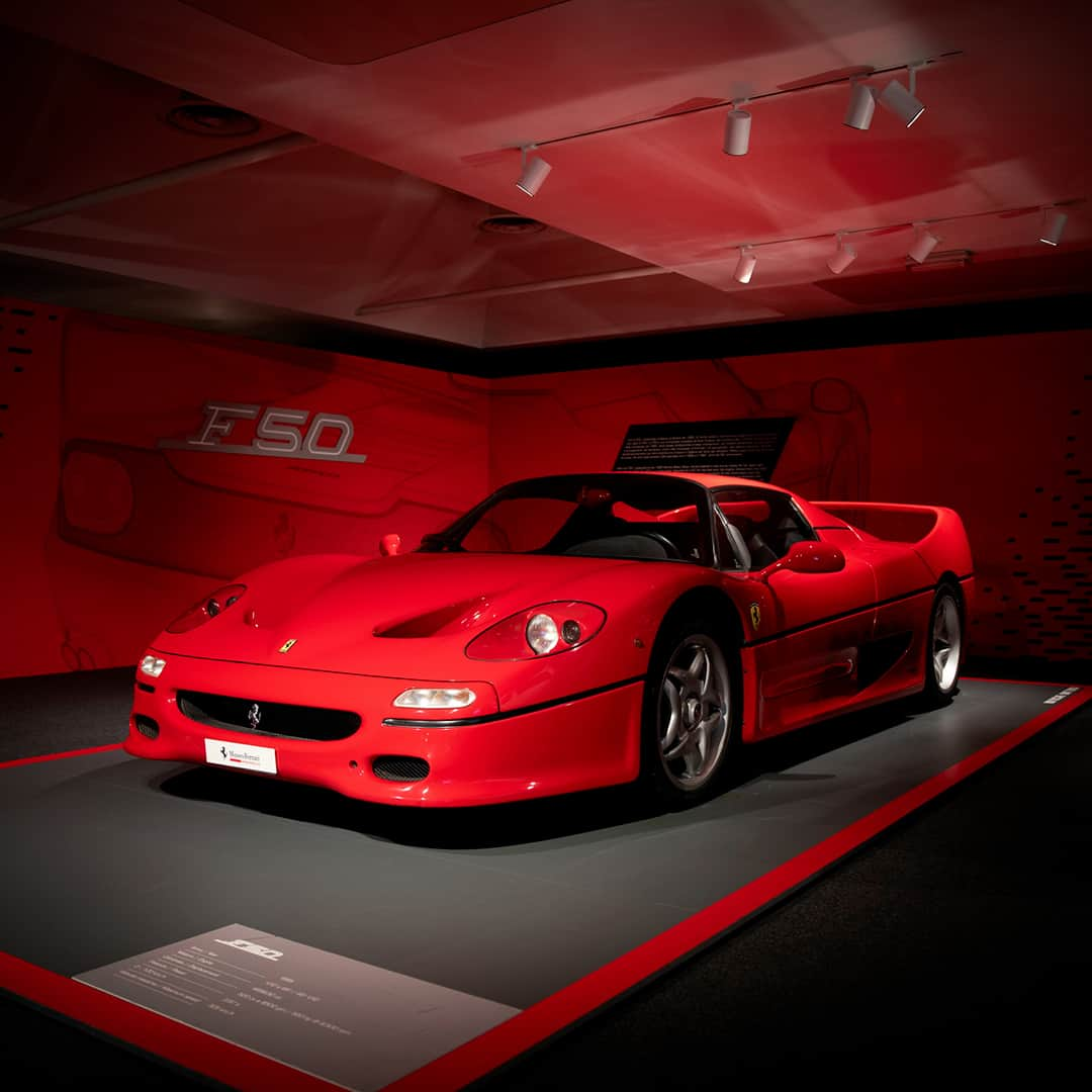 フェラーリさんのインスタグラム写真 - (フェラーリInstagram)「The #FerrariF50 pictured at the #MuseoFerrari’s “Hypercars”exhibit. Discover a classic in #Ferrari’s vintage legacy and prepare to be amazed by its timeless elegance. #Vintage #LuxuryCars @MuseiFerrari」12月5日 1時01分 - ferrari