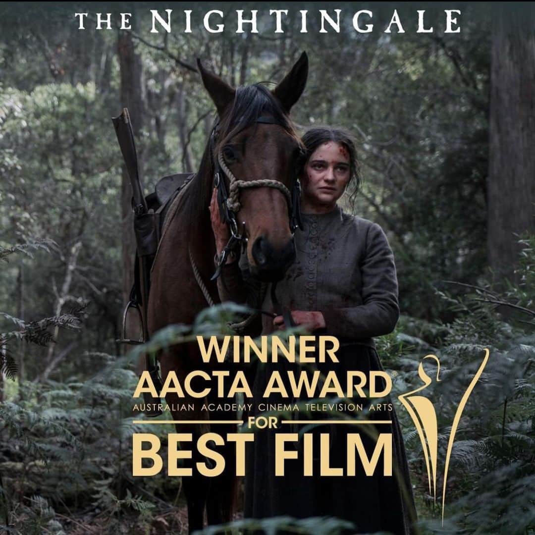 サム・クラフリンのインスタグラム：「What a proud moment. #TheNightingale managed to scoop 6 awards last night at the @aacta ‘s, including Best Film, Best Direction and Best Screenplay for the incomparable Jennifer Kent, and Best Actress for @aisling.franciosi. So well deserved. Such an incredible team effort, and such an important story to be told.  I feel so honoured to have rubbed shoulders with such an incredible family of filmmakers, and grateful for the most challenging test of my career. I am so proud and sending all my love and congratulations to everyone involved.  X」