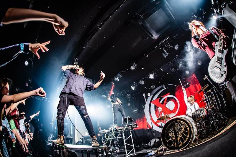 Kazuki Takemuraさんのインスタグラム写真 - (Kazuki TakemuraInstagram)「Operation X Tour wave.03 📷 @cazrowaoki」12月5日 1時53分 - kazucrossfaith