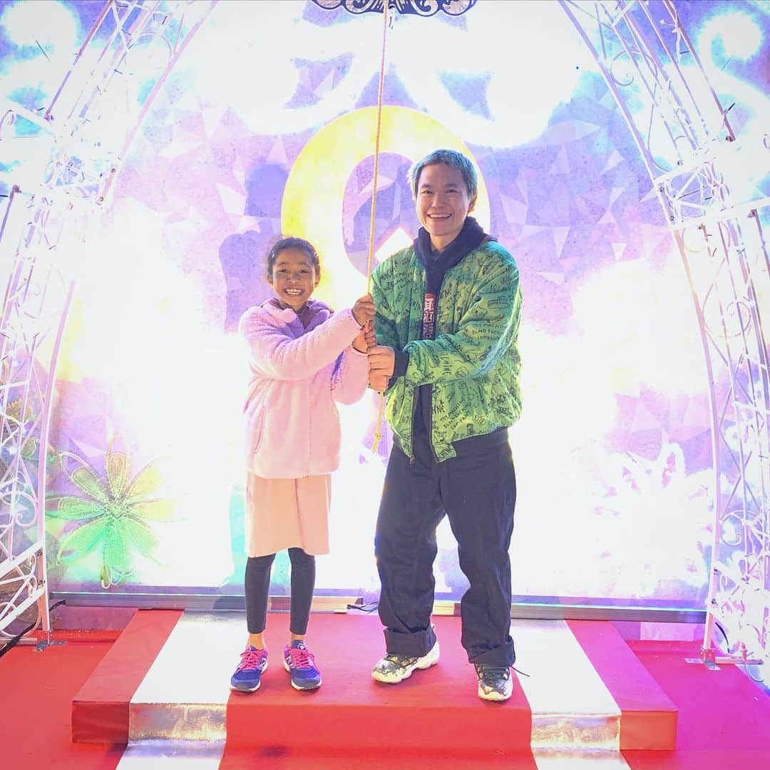 相馬トランジスタのインスタグラム：「小学生と富士急デートしました💚  #ロリコン」