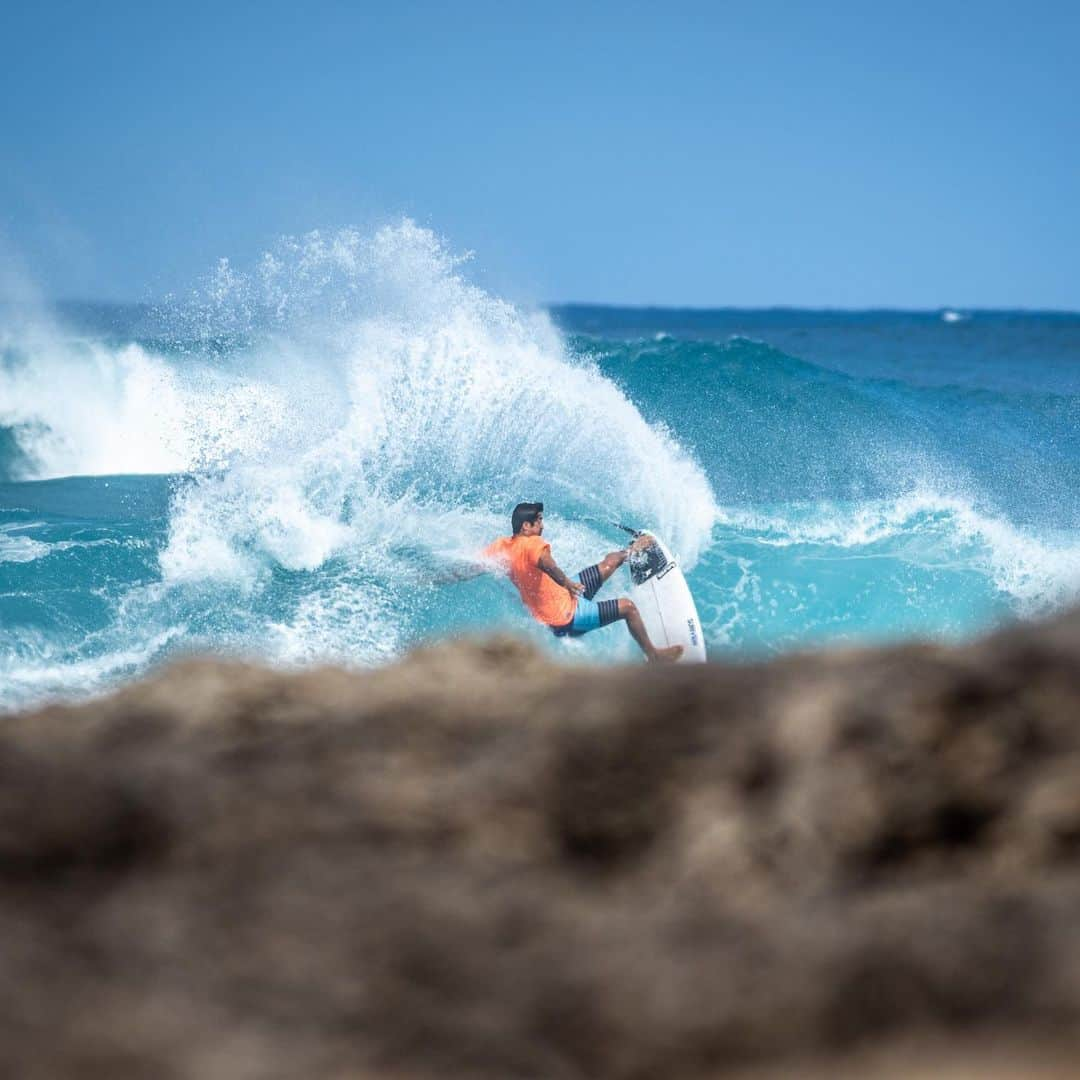 ミグエル・プッポさんのインスタグラム写真 - (ミグエル・プッポInstagram)「🌴 #rockypoint #hawaii (📷: @henriquepinguim )」12月5日 3時54分 - miguelpuposurf