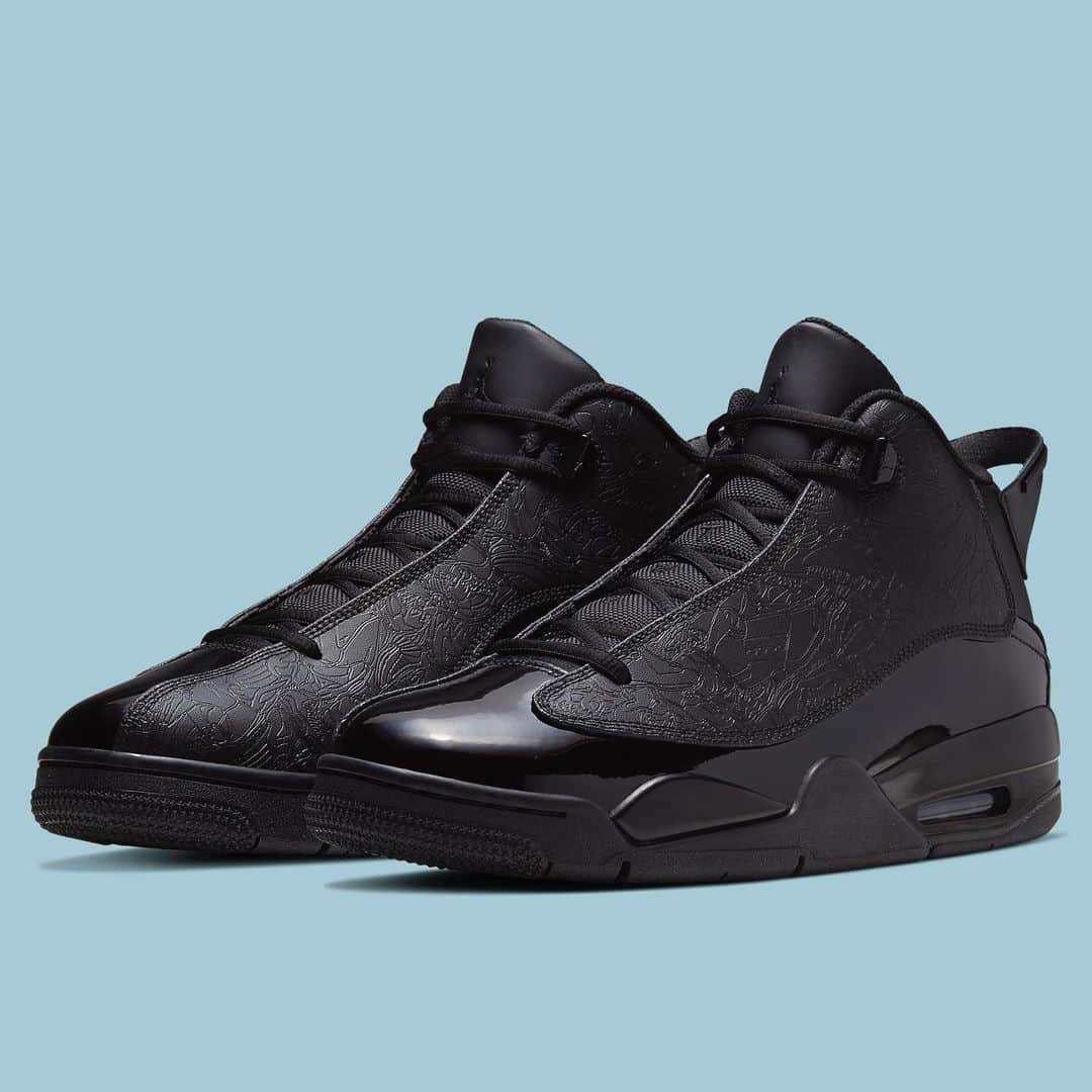 Sneaker News x Jordans Dailyさんのインスタグラム写真 - (Sneaker News x Jordans DailyInstagram)「The Jordan Dub Zero is coming back in a Triple Black colorway 👀 Tap the link in the bio to learn more #jordansdaily」12月5日 4時03分 - jordansdaily