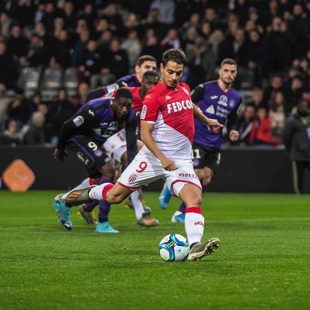 ASモナコさんのインスタグラム写真 - (ASモナコInstagram)「⚽️⚽️⚽️⚽️⚽️⚽️⚽️⚽️⚽️⚽️ - 🔟e But pour @wissbenyedder 🔥👏」12月5日 5時37分 - asmonaco