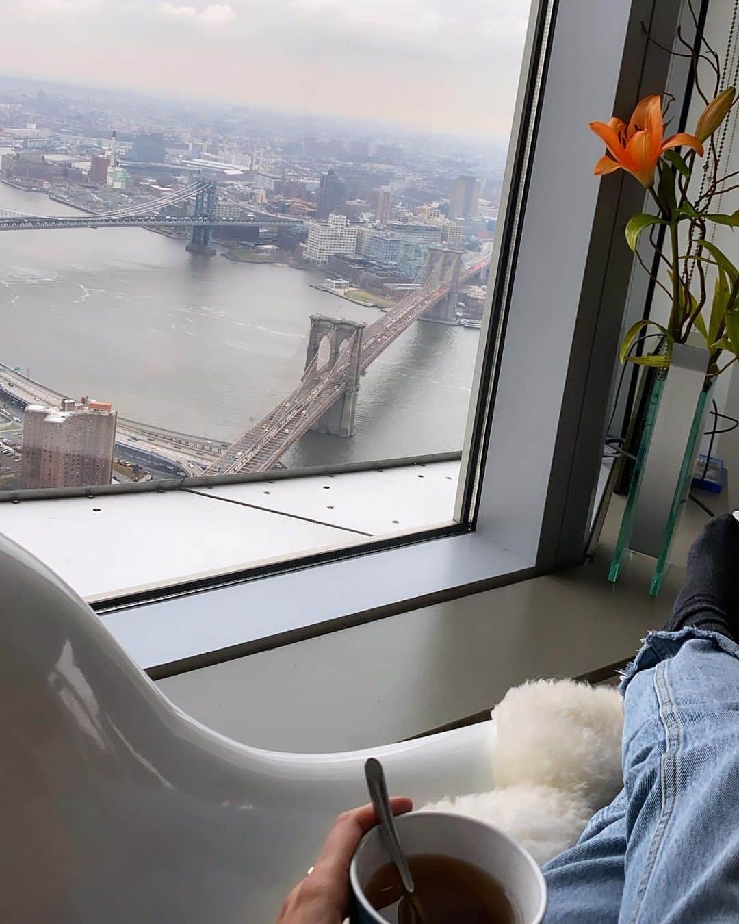 ポーリーヌ・オアロのインスタグラム：「Last one before take off」